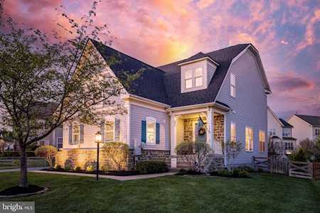 9259 Falling Water Dr Bristow, VA 20136