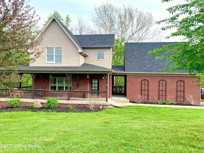 15 Boston Branch Ct Taylorsville, KY 40071