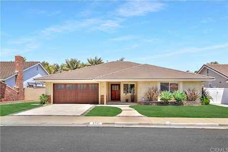9701 Clearbrook Dr Huntington Beach, CA 92646
