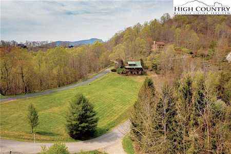 564 Nettles Ridge Rd Banner Elk, NC 28604