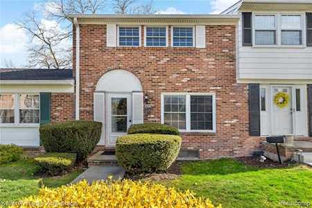 42641 Savoy Ct Northville Twp, MI 48167