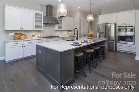 12036 Casabella Dr Huntersville, NC 28078