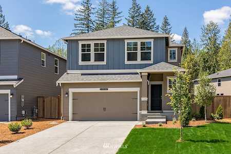 17524 Crossing Dr E #36 Puyallup, WA 98374