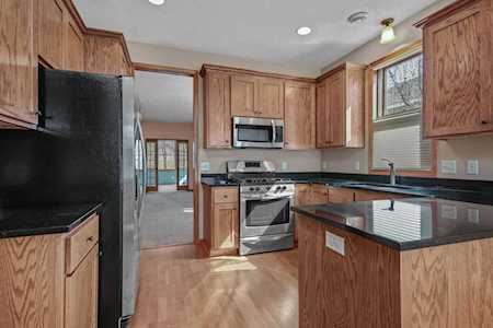 343 Sophia Avenue E Maplewood, MN 55117