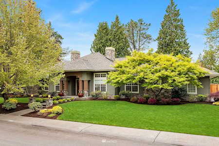 13900 NE 1st Place Bellevue, WA 98005