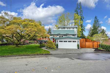 455 168th Ave SE Bellevue, WA 98008