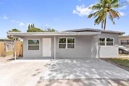 372 NW 29th Ter Fort Lauderdale, FL 33311