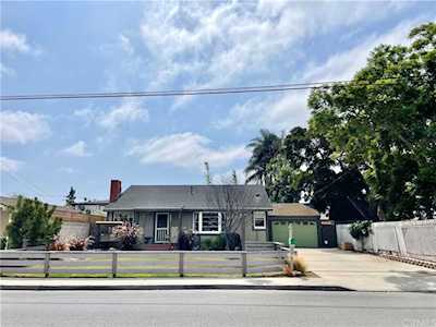 2296 Orange Ave Costa Mesa, CA 92627