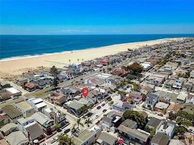 127 E Bay Ave Newport Beach, CA 92661
