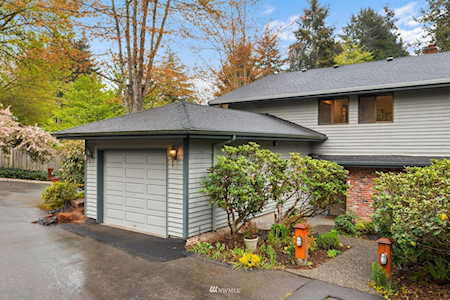 19616 61st Place NE #1 Kenmore, WA 98028
