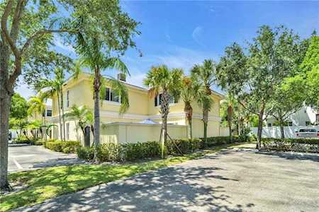 1010 NE 8th Ave #34 Delray Beach, FL 33483