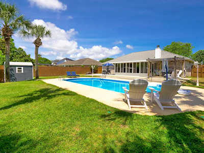 1202 Shipley Drive Niceville, FL 32578