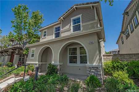 27416 Riverside Ln Valencia, CA 91354