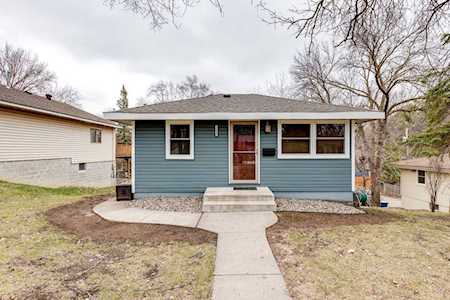 1908 Hillsboro Avenue N Golden Valley, MN 55427