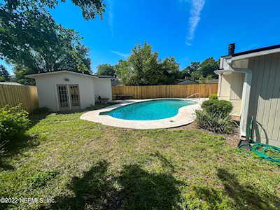 1187 Pecan Cove Jacksonville, FL 32221
