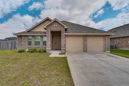 272 Saddlebrook Lane Waxahachie, TX 75165