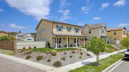 2873 Quilters Drive Escondido, CA 92029