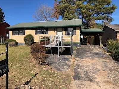 33 Hackberry Ln Jackson, TN 38301