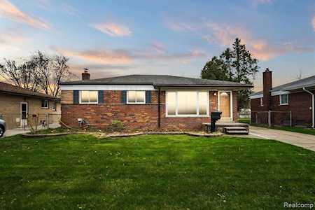 18788 Florence St Roseville, MI 48066
