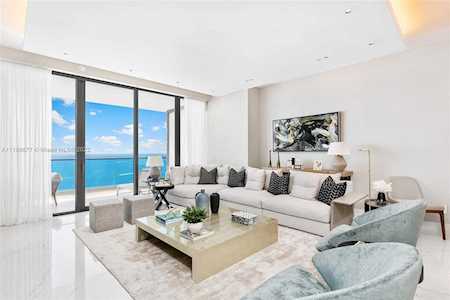 18975 Collins Ave #4702 Sunny Isles Beach, FL 33160