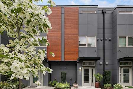 4225 213th Place SE #58 Issaquah, WA 98029