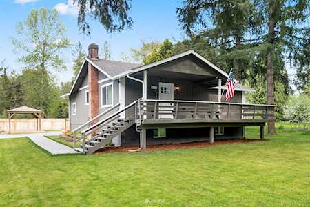19304 Byers Rd SE Maple Valley, WA 98038