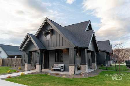 3168 W Hidden Springs Dr Boise, ID 83714