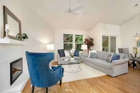 14615 NE 40th St #J2 Bellevue, WA 98007