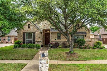 8224 Regency Drive North Richland Hills, TX 76182