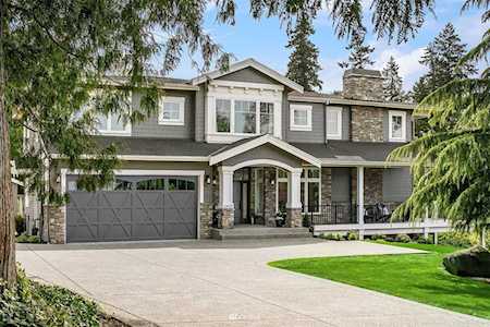 13633 SE 5th St Bellevue, WA 98005