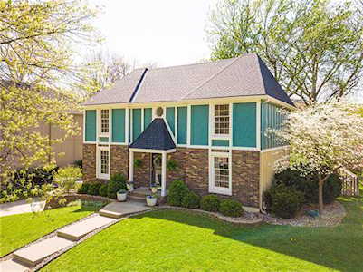 6112 N Strathbury Ave Kansas City, MO 64151