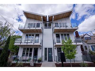 325 N Emerson St #c Portland, OR 97217
