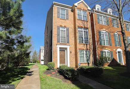 13630 Lavender Mist Ln Centreville, VA 20120