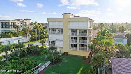 624 Monroe Avenue #201 Cape Canaveral, FL 32920