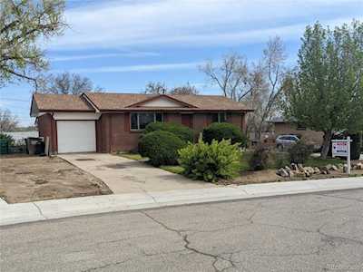 6571 Benton Circle Arvada, CO 80003