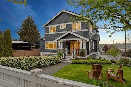 3200 25th Ave W Seattle, WA 98199