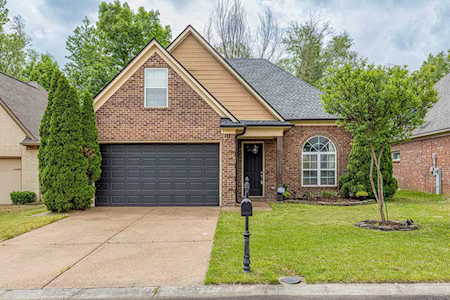 5251 S Newton Oak Cir Memphis, TN 38117