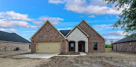 2217 Westpoint Circle Terrell, TX 75161