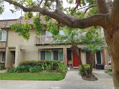18248 Muir Woods Ct Fountain Valley, CA 92708