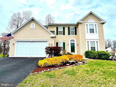 2285 Sansbury Dr Chesapeake Beach, MD 20732