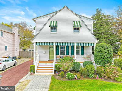 612 Trenton Ave Point Pleasant Beach, NJ 08742