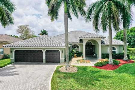 4950 NW 110th Way Coral Springs, FL 33076