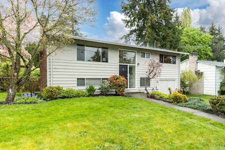 22508 39th Ave W Mountlake Terrace, WA 98043