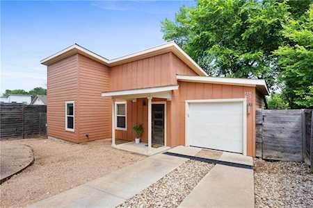 7211 Providence Ave #B3 Austin, TX 78752
