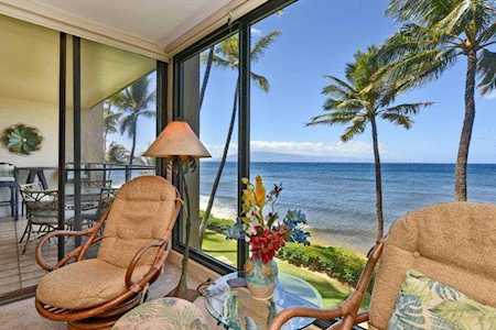 110 Kaanapali Shores Pl #305 Lahaina, HI 96761