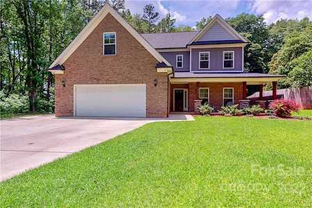 7012 Pinewood Forest Dr Monroe, NC 28110