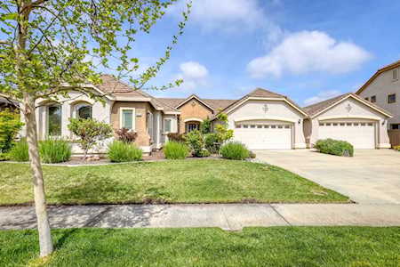 2316 Mendota Way Roseville, CA 95747
