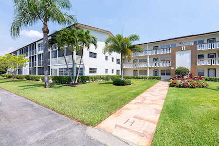304 Mansfield #H Boca Raton, FL 33434