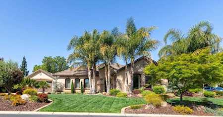 8808 Chestnut Court Roseville, CA 95747