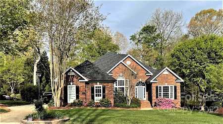 4419 Shannamara Dr Matthews, NC 28104